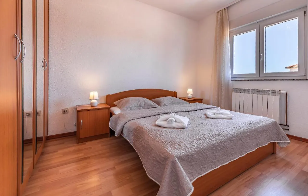 Rooms Giovanni Medulin 3*,